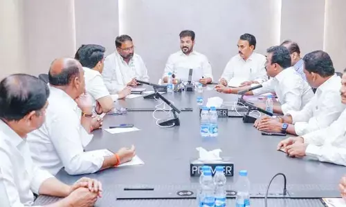 దగ్గరుండి పూర్తి చేయించండి: మంత్రులు, ఎమ్మెల్యేకు CM రేవంత్ డెడ్‌లైన్