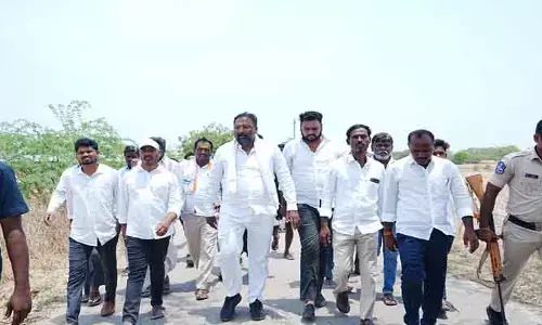 రైతుల సహకారంతోనే ఎన్‌కేఎల్‌ఐఎస్‌ పనులు శరవేగం