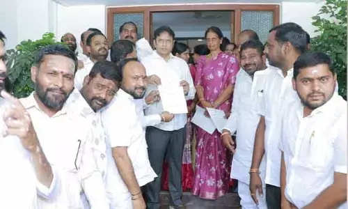 ప్రజాసమస్యల పరిష్కారానికి కృషి చెయ్యండి : ఎమ్మెల్యే