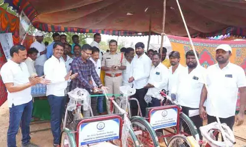  పేదల స్వయం ఉపాధికి ఉన్నతి శిక్ష ఫౌండేషన్ సేవలు వెలకట్టలేనివి 