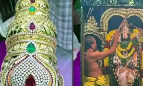 వీడిన వివాదం.. తాకట్టు నుంచి రిలీజైన వెంకటేశ్వరస్వామి కిరీటం
