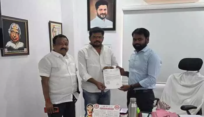 డబుల్ బెడ్రూమ్ ఇళ్ల ఎంపికలో అక్రమాలను సరిదిద్దాలి డబుల్ బెడ్రూమ్ ఇళ్ల ఎంపికలో అక్రమాలను సరిదిద్దాలి