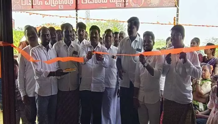 యువతకు వర్క్.. నిరుద్యోగానికి చెక్ యువతకు వర్క్.. నిరుద్యోగానికి చెక్