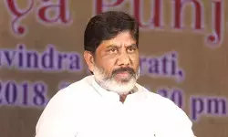 27 లక్షల మంది విద్యార్థులకు విజయ పాలు