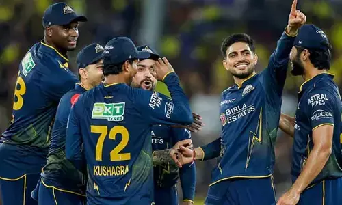 చెన్నై ఫ్యాన్స్‌కు మరో కెప్టెన్ వార్నింగ్.. సైలెంట్‌గా వెళ్లిపోవాలని సైగలు చేసిన గిల్
