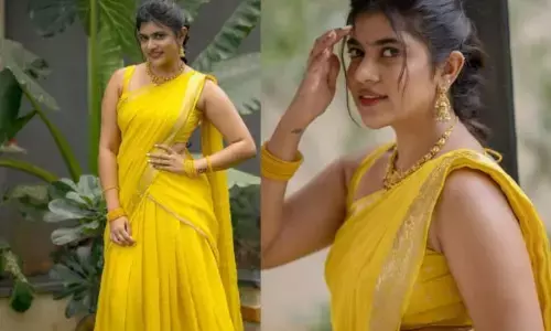 Rithu Chowdhury: లంగా వోణీలో ఆకట్టుకుంటున్న బిగ్ బాస్ బ్యూటీ