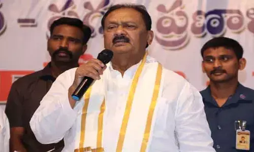 ల‌బ్దిదారుల‌పై కేసులు చేస్తే.. స‌హించేది లేదు :  ప్ర‌భుత్వ స‌ల‌హాదారు ష‌బ్బీర్ అలీ