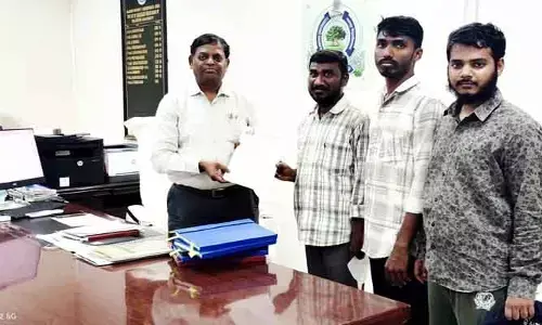 పాలమూరు వర్సిటీలో నూతన కోర్సులు ప్రవేశపెట్టాలి : ఎస్ఎఫ్‌ఐ