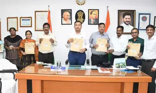 పర్యాటక రంగాన్ని ప్రోత్సహించేందుకే ‘టూరిజం కిట్’: కలెక్టర్