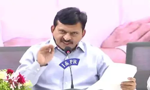 ముగిసిన కేబినెట్ సమావేశం.. ఇళ్ల స్థలాలు ఉన్నవారికి ప్రభుత్వం గుడ్‌న్యూస్
