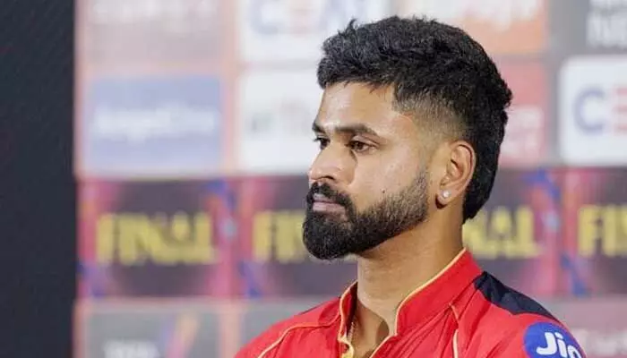 IPL 2026: కేవలం గెలిస్తే సరిపోదు.. పంజాబ్ కింగ్స్ ప్లేఆఫ్స్ అర్హత సాధించాలంటే? IPL 2026: కేవలం గెలిస్తే సరిపోదు.. పంజాబ్ కింగ్స్ ప్లేఆఫ్స్ అర్హత సాధించాలంటే?