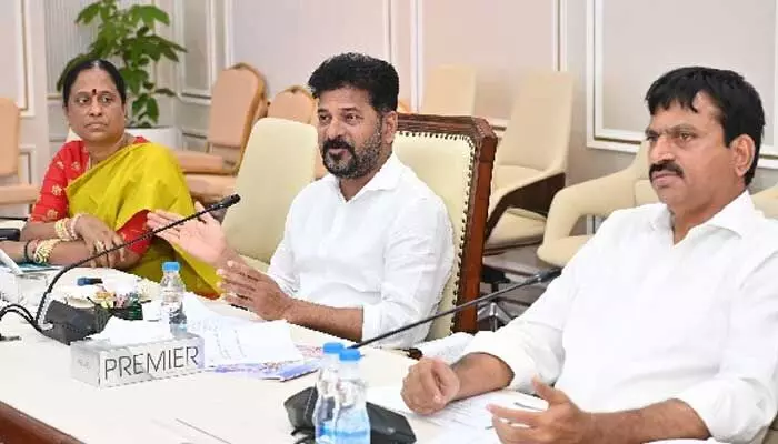 TG: అభ్యర్థులకు బిగ్ అలర్ట్.. ఆ పోస్టుల భర్తీకి కేబినెట్ ఆమోదం TG: అభ్యర్థులకు బిగ్ అలర్ట్.. ఆ పోస్టుల భర్తీకి కేబినెట్ ఆమోదం