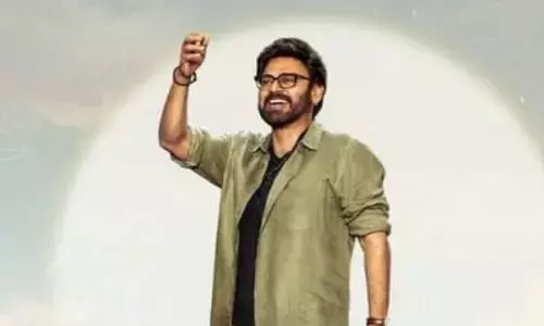 అసలు త్రివిక్రమ్ ప్లాన్ ఏంటి.. ఆదర్శ కుటుంబంలోకి మూడో ముద్దుగుమ్మ?