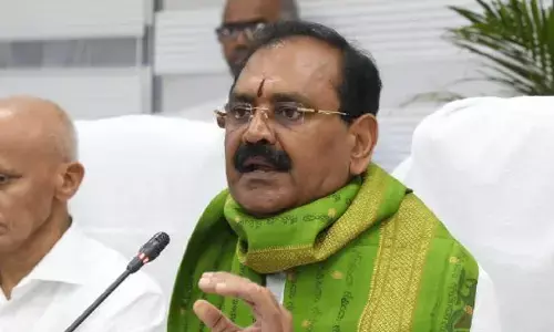తిరుపతిలో సాధుపరిషత్ ఆధ్వర్యంలో స్వామీజీల నిరసన