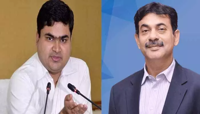 మీటింగ్కు డుమ్మా.. ఇద్దరూ ఐఏఎస్ లపై కేబినెట్ సబ్కమిటీ సీరియస్ మీటింగ్కు డుమ్మా.. ఇద్దరూ ఐఏఎస్ లపై కేబినెట్ సబ్కమిటీ సీరియస్