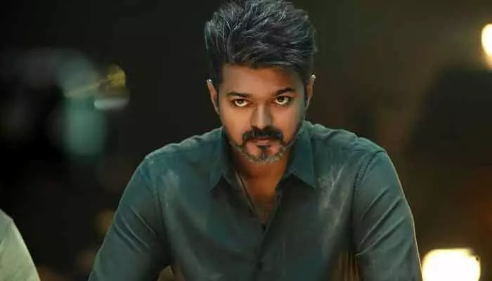 జననాయగన్ రిలీజ్ డేట్ ప్రకటించిన టీమ్.. కష్టాలు, సవాళ్లను అధిగమించి ఫైనల్గా వచ్చేస్తున్నాం అంటూ పోస్ట్ జననాయగన్ రిలీజ్ డేట్ ప్రకటించిన టీమ్.. కష్టాలు, సవాళ్లను అధిగమించి ఫైనల్గా వచ్చేస్తున్నాం అంటూ పోస్ట్