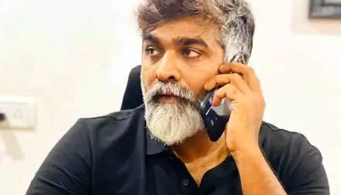 ప్రభుత్వ ఓటీటీ ఎంతో అవసరం.. సీఎంకు హీరో విజయ్ విజ్ఞప్తి ప్రభుత్వ ఓటీటీ ఎంతో అవసరం.. సీఎంకు హీరో విజయ్ విజ్ఞప్తి