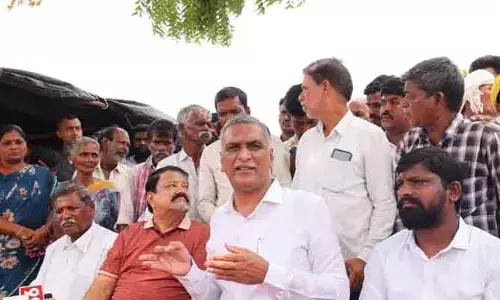 ‘డైలాగులే తప్ప.. యాక్షన్ లేదా?’.. ప్రభుత్వం పై హరీష్ రావు సంచలన వ్యాఖ్యలు
