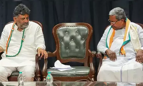 కర్ణాటకలో మళ్లీ కుర్చీలాట.. రాహుల్ గాంధీ ముందున్న 3 ఆప్షన్స్ ఇవే!