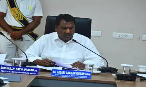పది రోజుల్లో ధాన్యం కొనుగోళ్ల ప్రక్రియ పూర్తి చేయాలి