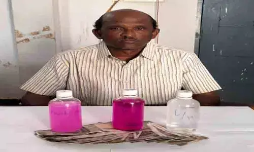ఏసీబీకి చిక్కిన వడ్డేపల్లి సర్వేయర్