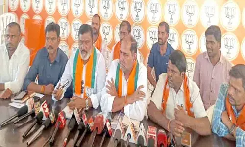 మట్టి మాఫియాతో కుమ్మక్కైన అధికారులను వదలం!
