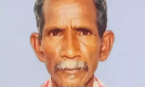 వడదెబ్బ తగిలి ఇద్దరు మృతి..
