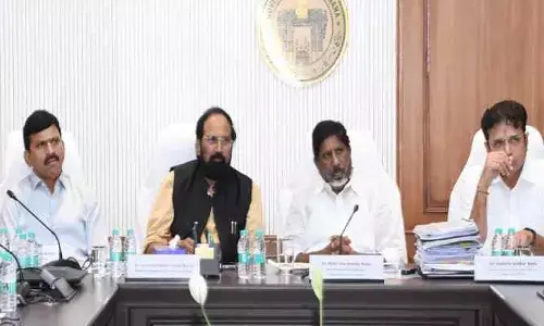 నిరుపేద కుటుంబాలకు భరోసా ఇందిరమ్మ కుటుంబ జీవన బీమా