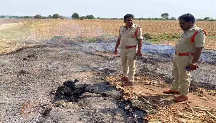 గుర్తు తెలియని మృతదేహం లభ్యం గుర్తు తెలియని మృతదేహం లభ్యం