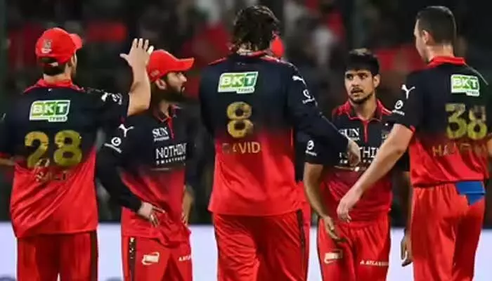 IPL : తొలి క్వాలిఫైయర్.. ఫైనల్లోకి దూసుకు వెళ్లిన బెంగుళూరు IPL : తొలి క్వాలిఫైయర్.. ఫైనల్లోకి దూసుకు వెళ్లిన బెంగుళూరు