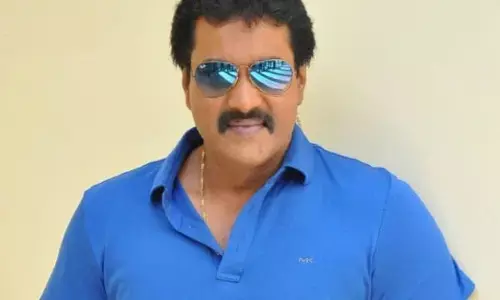 సునీల్ మనసు దోచుకున్న హీరో ఎవరో తెలుసా.. మళ్లీ సినిమా చేయాలంటూ కామెంట్స్