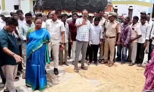 అన్నదాతలు ఆందోళన చెందొద్దు