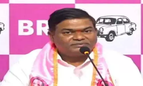 ఆర్టీసీ డ్రైవర్ అశోక్‌ను వెంటనే విధుల్లోకి తీసుకోవాలి
