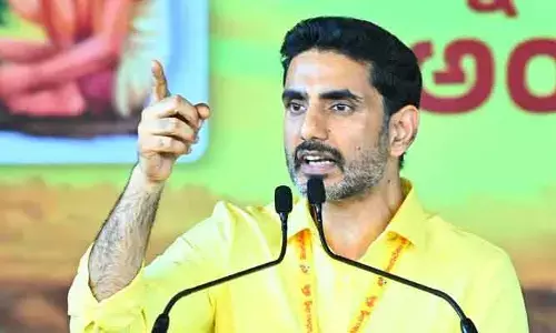 అనుమానాలుంటే చర్చకు రండి.. డీఎస్సీపై మంత్రి లోకేశ్ సవాల్