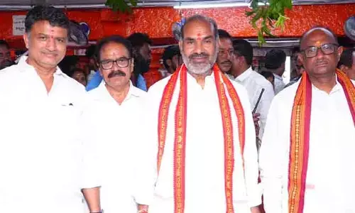 రాష్ట్ర సుభిక్షం కోసం అంజన్నను ప్రార్థించిన ప్రభుత్వ విప్