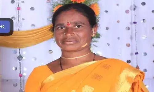మొక్క‌జొన్న చెత్త‌లో కాలిన మ‌హిళా మృత‌దేహం పార్వ‌త‌మ్మ‌గా గుర్తింపు