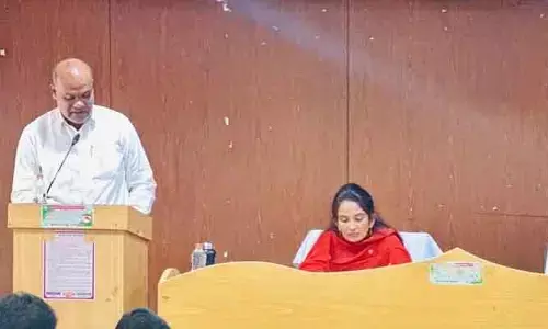 ​హుజురాబాద్‌ మున్సిపాలిటీకి రూ. 4 కోట్ల అభివృద్ధి కళ!