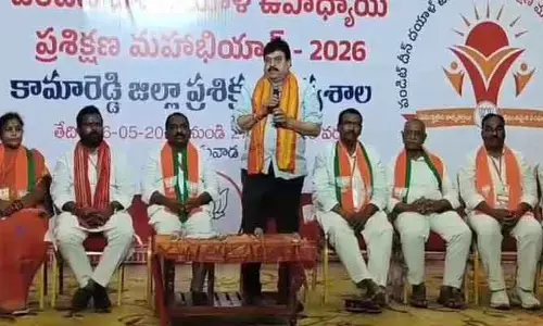 బీఆర్ఎస్ 30 శాతం.. కాంగ్రెస్ 40 శాతం క‌మీష‌న్లు : బీజేపీ రాష్ట్ర అధ్య‌క్షుడు రామ‌చందర్ రావు