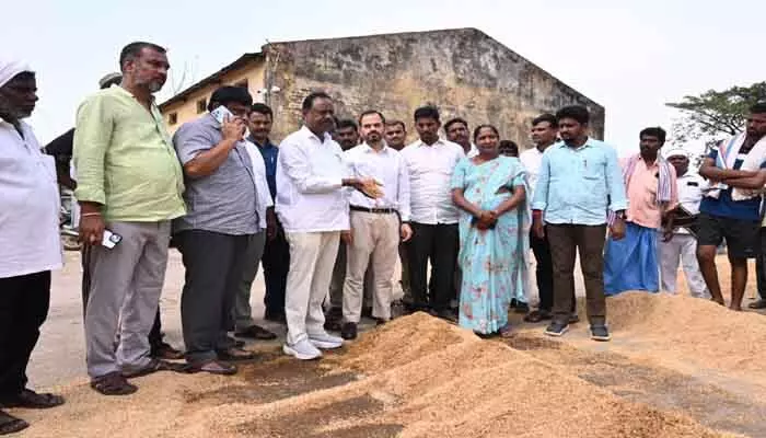 కొనుగోలు పత్రాలు ఇవ్వకపోతే సీఈఓ లను సస్పెండ్ చేస్తాం కొనుగోలు పత్రాలు ఇవ్వకపోతే సీఈఓ లను సస్పెండ్ చేస్తాం