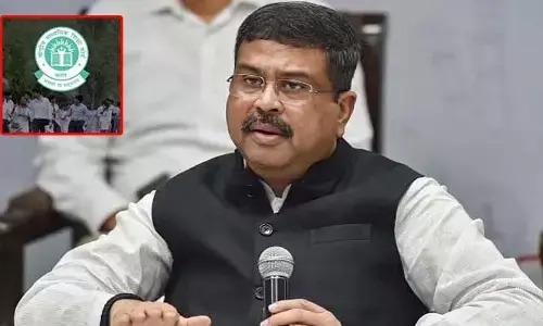 సీబీఎస్ఈ 12వ తరగతి పేపర్ల రీ వాల్యుయేషన్.. కేంద్ర మంత్రి ధర్మేంద్ర ప్రధాన్ సంచలన ప్రకటన