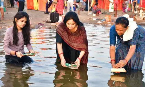 శివనామస్మరణతో మార్మోగుతున్న త్రివేణి సంగమం