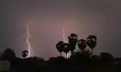 మారిన వాతావరణం.. తెలుగురాష్ట్రాల్లో భీకరగాలులతో కూడిన వర్షం