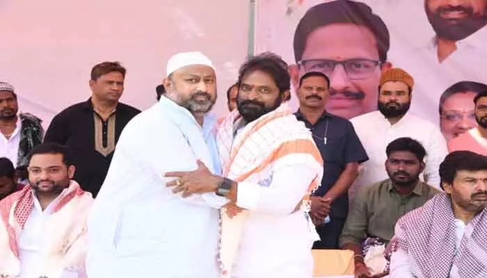 తెలంగాణ ప్రజలను చైతన్యవంతులను చేసిన సురవరం కృషి గొప్పది తెలంగాణ ప్రజలను చైతన్యవంతులను చేసిన సురవరం కృషి గొప్పది