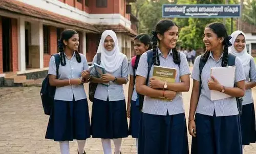విద్యార్థినులకు ప్రతి నెలా 3 రోజులు రుతుక్రమ సెలవులు
