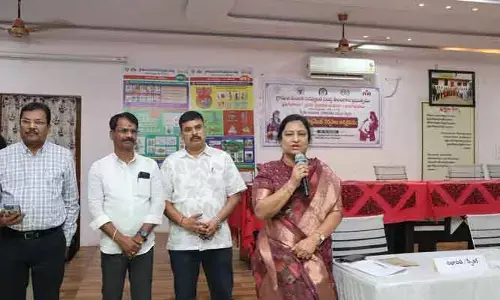 చిన్నారుల గొంతుకలతో చట్టసభల గర్జన