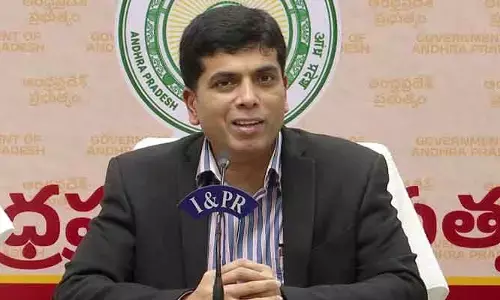 సుప్రీం కోర్టు తీర్పును ఫాలో అయ్యాం: డీఎస్సీ భర్తీపై  కోన శశిధర్‌ క్లారిటీ