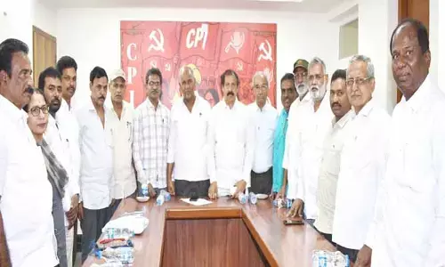 సీపీఐ ఆఫీసుకు మాజీ మావోయిస్టు అగ్రనేతలు.. క్లారిటీ ఇచ్చిన దేవ్ జీ