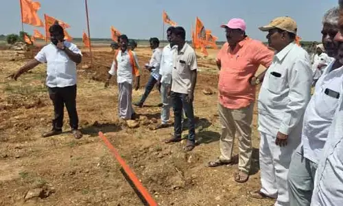 సింగూరు రిపేర్‌ పేరుతో మంత్రి బామ్మర్ది భూ కబ్జాకు ప్లాన్‌..?