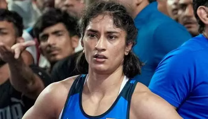 తీవ్ర నిరాశ.. ఆసియా గేమ్స్ నుంచి వినేశ్ ఫోగట్ అవుట్ తీవ్ర నిరాశ.. ఆసియా గేమ్స్ నుంచి వినేశ్ ఫోగట్ అవుట్
