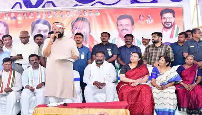 పాలమూరు-రంగారెడ్డి లిప్ట్ ఇరిగేషన్, పెండింగ్ ప్రాజెక్టులు వేగవంతం చేస్తాం : మంత్రి ఉత్తమ్ కుమార్ రెడ్డి పాలమూరు-రంగారెడ్డి లిప్ట్ ఇరిగేషన్, పెండింగ్ ప్రాజెక్టులు వేగవంతం చేస్తాం : మంత్రి ఉత్తమ్ కుమార్ రెడ్డి